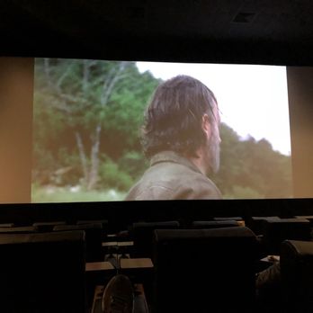 Regal Webster Place - Cinema Near Me - Chicago, Illinois
