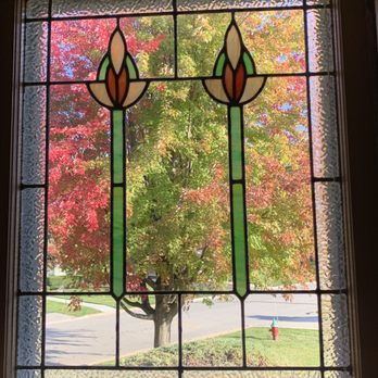 Smiling Windows - Living room stained glass window - Window Washing Near Me
