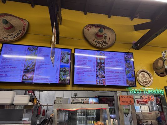 Carnitas y Mariscos Las Morelianas by null
