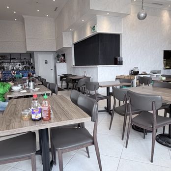 Pho In Love - Inside (looks and feels the same) - Vietnamese Near Me - Richmond Hill, Ontario