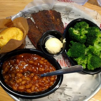 Sonny's BBQ - Dry rub ribs, brocolli, beans, corn bread - Barbeque Near Me - Lakeland, Florida Sonny's BBQ - Dry rub ribs, brocolli, beans, corn bread - Barbeque Near Me - Lakeland, Florida