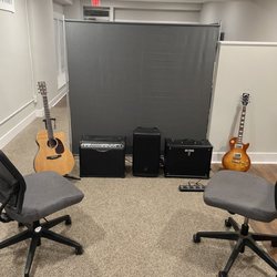 Delco Guitar Studios - Guitar lesson area