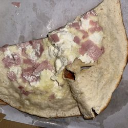 Giuseppe's Pizza & Family Restaurant Willow Grove - Calzone w/extra cheese