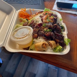 Bún Thit Nuóng Cha Giò
