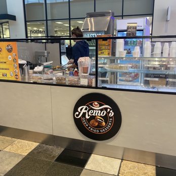 Remo’s Deep Fried Desserts - Front of Remo's  Inside Brandon Mall - Ice Cream & Frozen Yogurt Near Me - Tampa Bay, Florida