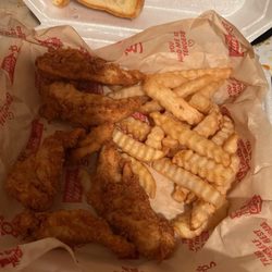 Huey Magoo's Chicken Tenders - 5 piece tender meal