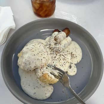 Southern Love - Biscuits and gravy - Southern Near Me - Honolulu, Hawaii