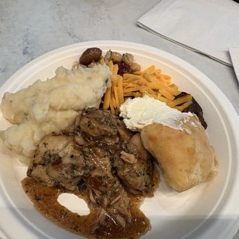 Amex Centurion Lounge - Lounges Near Me - Atlanta, Georgia