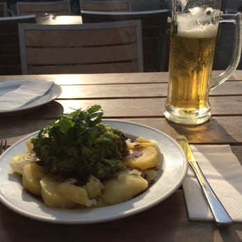 Schöne Perle - Erdäpfel-Avocado-Salat - Austrian Near Me - Vienna, 9 Schöne Perle - Erdäpfel-Avocado-Salat - Austrian Near Me - Vienna, 9
