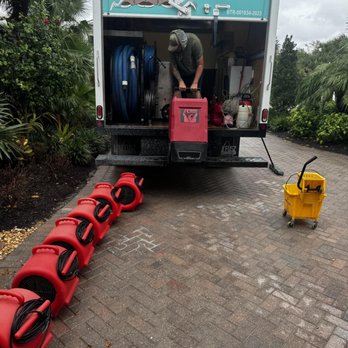 Huck's Carpet Cleaning - Carpet Cleaning Near Me - Saint Louis, Missouri Huck's Carpet Cleaning - Carpet Cleaning Near Me - Saint Louis, Missouri