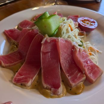 Moonstone Grill - Ahi tuna slaw - Seafood Near Me - Trinidad, California Moonstone Grill - Ahi tuna slaw - Seafood Near Me - Trinidad, California