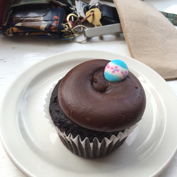 The Flying Cupcake - Bakeries Near Me - Indianapolis, Indiana The Flying Cupcake - Bakeries Near Me - Indianapolis, Indiana