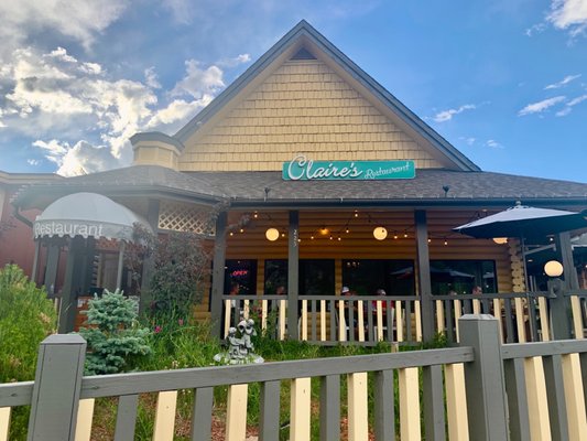 Claire's Restaurant and Bar by null
