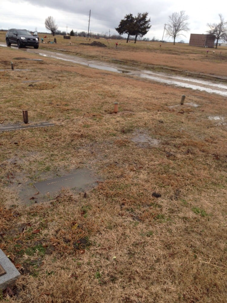 MEADOWBROOK GARDENS Updated April 2024 Paris, Texas Funeral