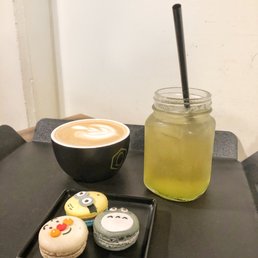 macarons macarons