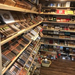 Vapes & Cigars