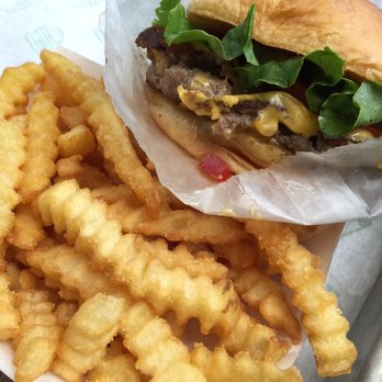 Shake Shack Upper West Side - Fast Food Near Me - New York, New York Shake Shack Upper West Side - Fast Food Near Me - New York, New York