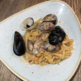 Il Pirata - Tagliolino Terra Mare (~€26) - Seafood Near Me - Praiano, SA Il Pirata - Tagliolino Terra Mare (~€26) - Seafood Near Me - Praiano, SA