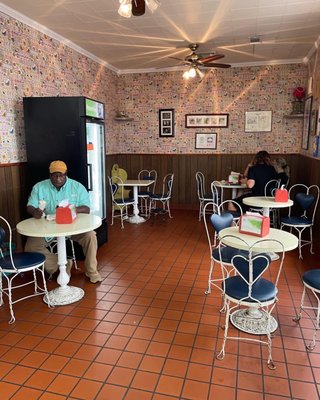 Cammie's Old Dutch Ice Cream Shoppe by null