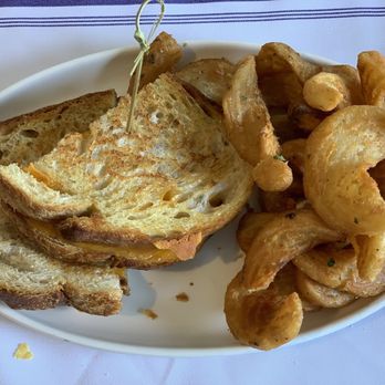 The Promenade Cafe - Kids grilled cheese - Cafes Near Me - Long Beach, California