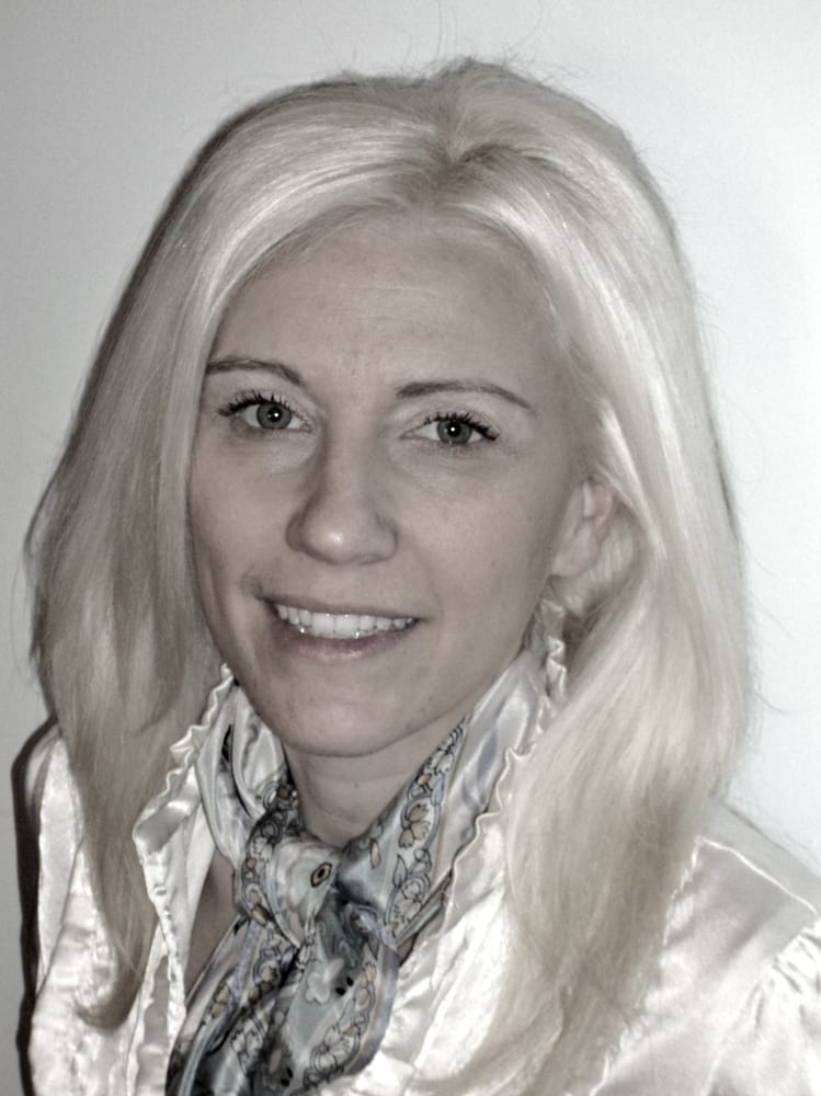 KIMBERLY ALTENRITTERRE/MAX SELECT Updated August 2024 1320 W Hill