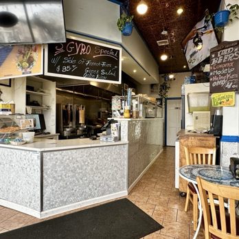 Yummy Gyro - Interior - Greek Near Me - Williston Park, New York Yummy Gyro - Interior - Greek Near Me - Williston Park, New York