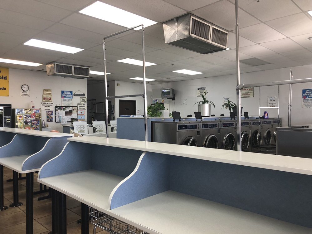 SPIN CITY LAUNDROMAT 22 Photos & 53 Reviews Laundromat 5950 W