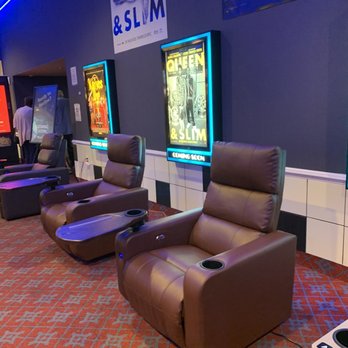 Galleria Stadium 12 Frank Theatres 19 Photos 66 Reviews Cinema 2111 Tamiami Trl Venice Fl Phone Number Yelp