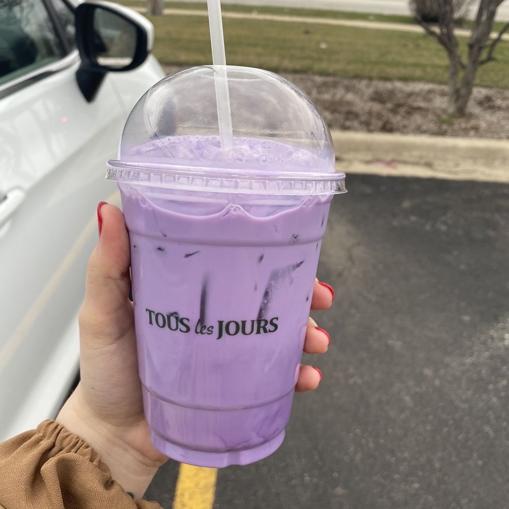 Tous Les Jours - Bakeries Near Me - Glenview, Illinois