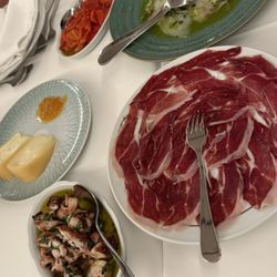Restaurante Fialho - Appetizers awaiting you upon arrival