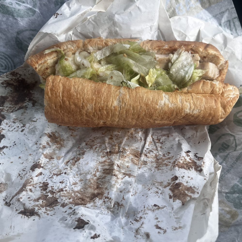 Subway Restaurants - My sub was placed on this paper and served to me. It was chicken, provolone, & lettuce only. - Sandwiches Near Me - Goshen, Indiana Subway Restaurants - My sub was placed on this paper and served to me. It was chicken, provolone, & lettuce only. - Sandwiches Near Me - Goshen, Indiana