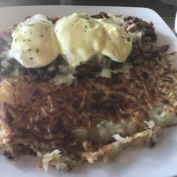 The Scratch Room - Corned beef eggs Benedict - Breakfast & Brunch Near Me - Anaheim, California The Scratch Room - Corned beef eggs Benedict - Breakfast & Brunch Near Me - Anaheim, California