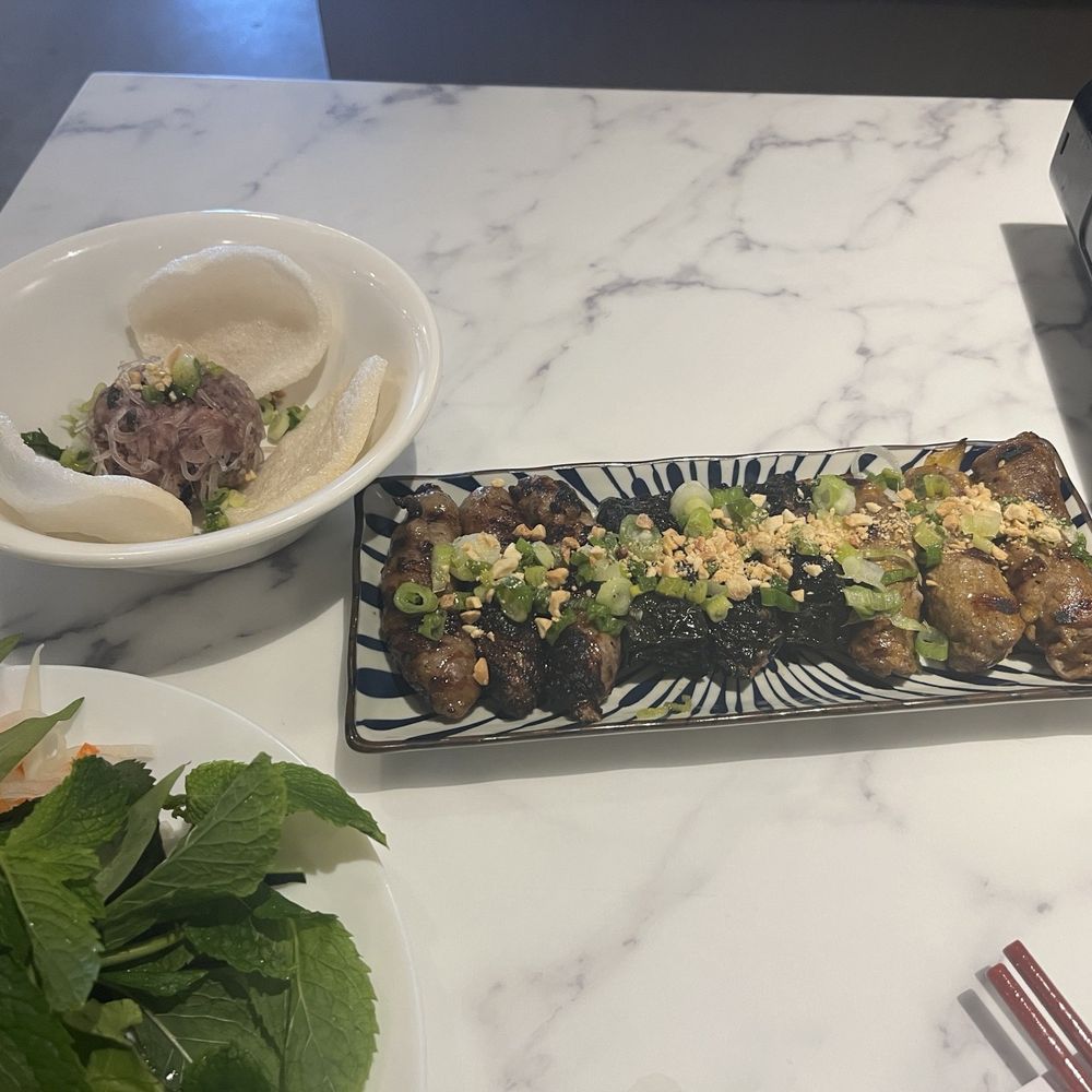 Favori Restaurant - 4 of the 5 courses of beef - Vietnamese Near Me - Garden Grove, California Favori Restaurant - 4 of the 5 courses of beef - Vietnamese Near Me - Garden Grove, California
