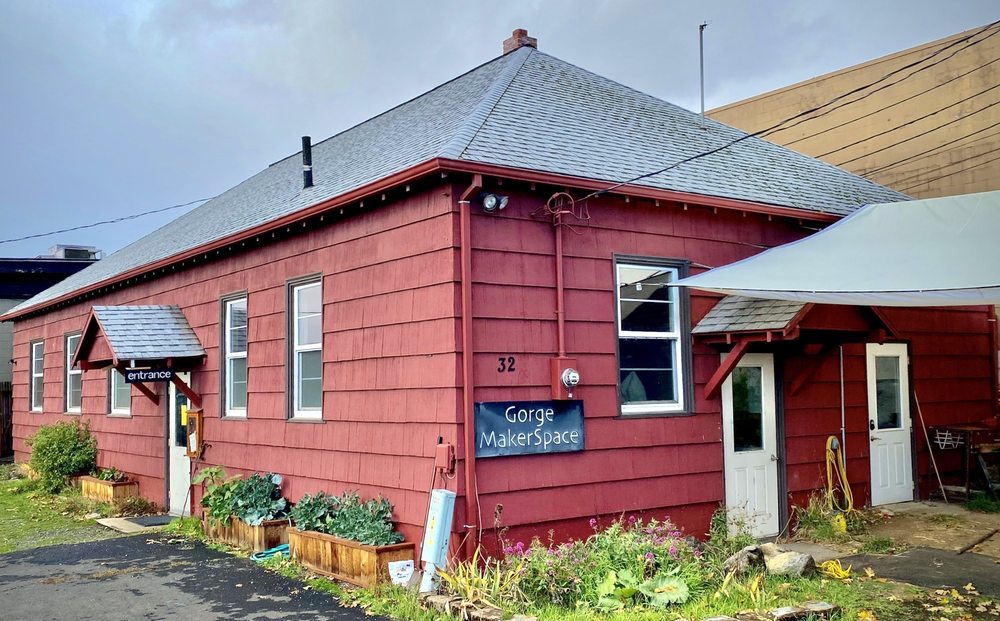 MAKERSPACE Makerspaces 32 N Pioneer Pl, White Salmon, WA