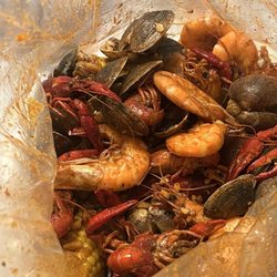 The Kickin' Crab - Seafood boil