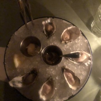 Driftwood Room - Oysters late night - Lounges Near Me - Portland, Oregon