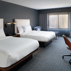 Courtyard by Marriott Providence Lincoln - 2 queen standard room