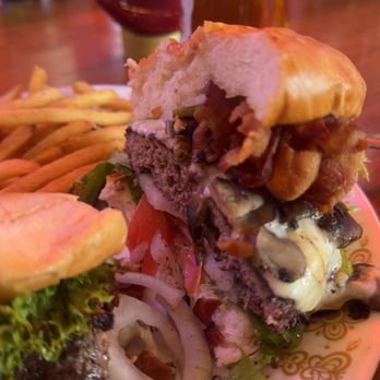 The Dump - Sports Bars Near Me - Cambria, Wisconsin