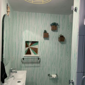 Summercamp Hotel - Hotels Near Me - Oak Bluffs, Massachusetts