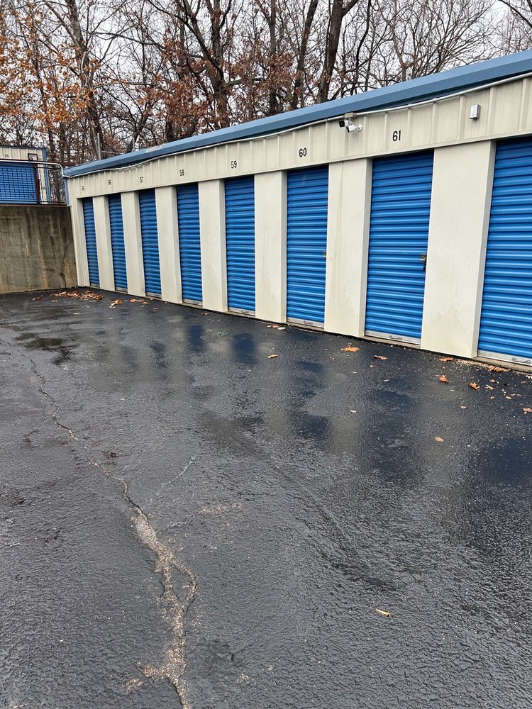 STORAGE4OSAGE BEACH Updated September 2024 11 Photos 6316 Osage