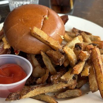 The Stave - The Stave burger - Southern Near Me - Frankfort, Kentucky The Stave - The Stave burger - Southern Near Me - Frankfort, Kentucky