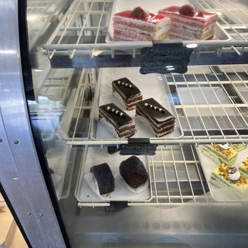 Fortuna Bakery - Bakeries Near Me - Kissimmee, Florida