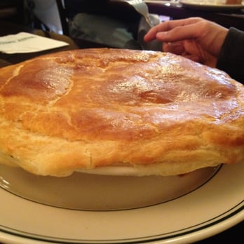 Daily Grill - Chicken pot pie - American Near Me - Burbank, California