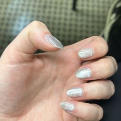 VIP Nails - Cat eye gel manicure