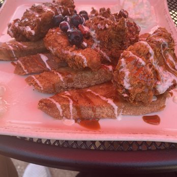 KitchenCray Cafe - Chicken and French toast - Breakfast & Brunch Near Me - Lanham, Maryland