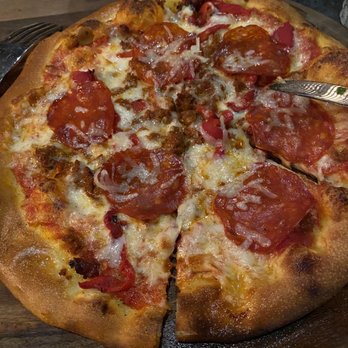 ARLO - Spaniard flat bread - New American Near Me - San Diego, California