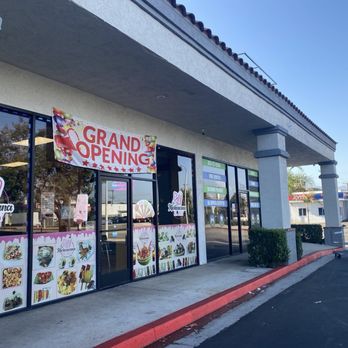 La Michoacana el Rey - Outside entrance - Ice Cream & Frozen Yogurt Near Me - Montebello, California La Michoacana el Rey - Outside entrance - Ice Cream & Frozen Yogurt Near Me - Montebello, California