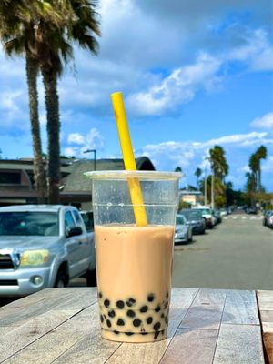 Sindi's Snack Shack by null