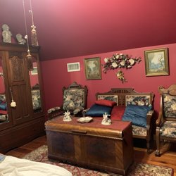 Claiborne House B&B - Yeats Room
