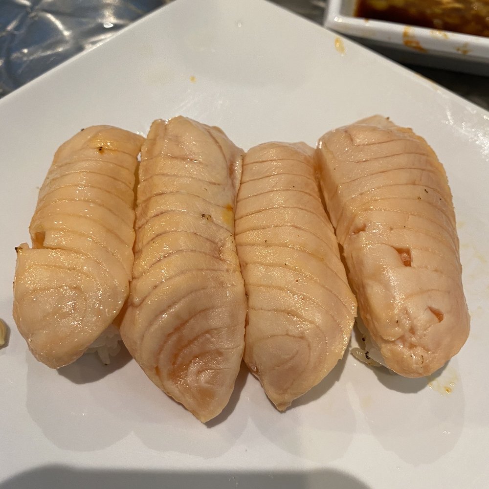 Trapper's Sushi - Sad seared salmon - Sushi Bars Near Me - Covington, Washington